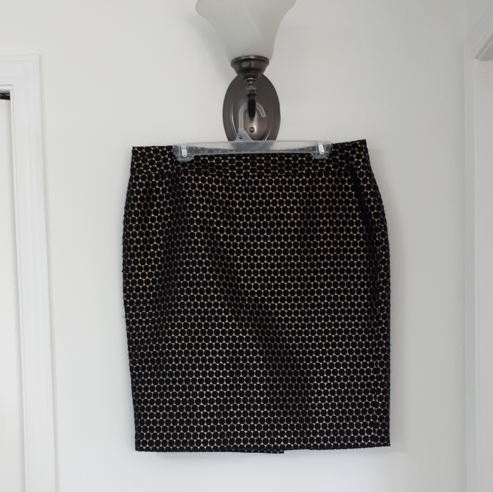 Black/ Gold Ann Taylor Skirt
